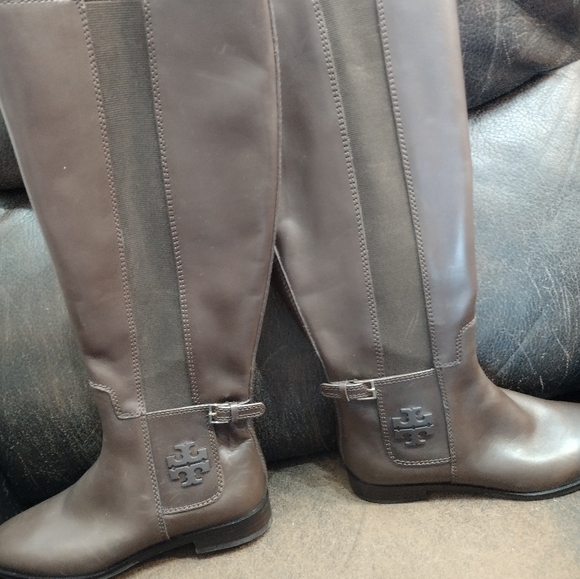 Tory Burch Tall Riding Boots Brown Leather Side Zip Accent Buckle Logo Size 5.5m - Picture 10 of 12